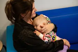 Gastouderopvang knuffel baby